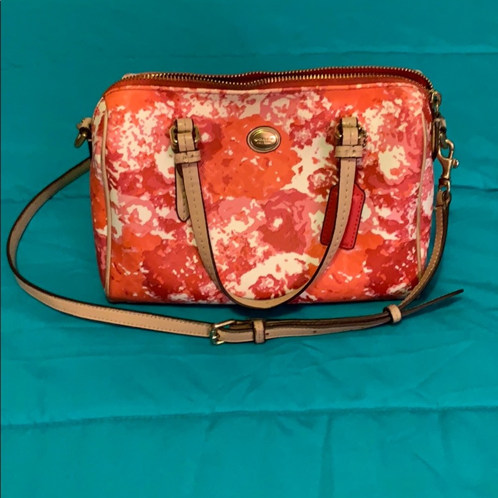 🚫SOLD🚫 Coach Peyton floral crossbody